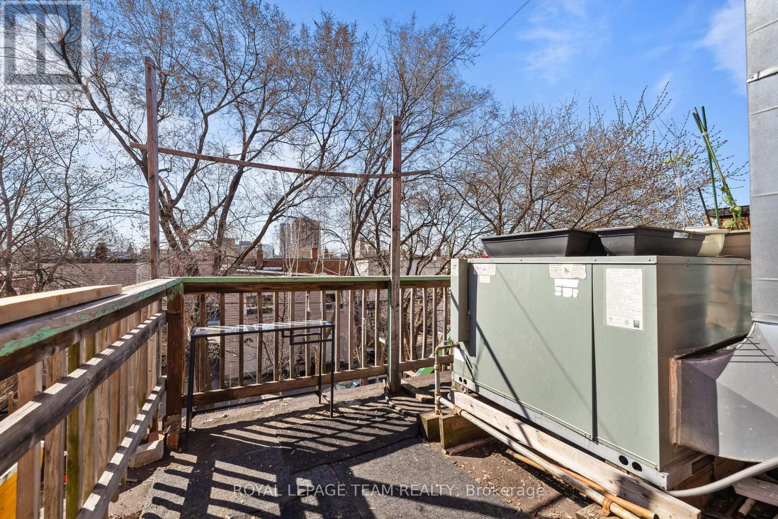 B - 824 Somerset Street W, Ottawa, Ontario  K1R 6R5 - Photo 14 - X13044356