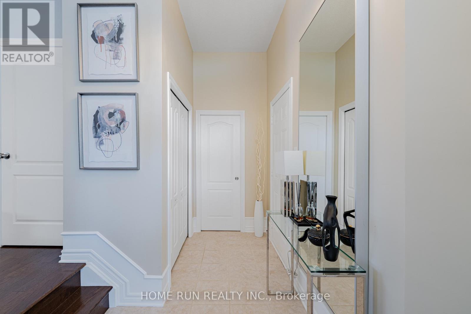 131 Kinghaven Crescent, Ottawa, Ontario  K2M 0C3 - Photo 4 - X13044360