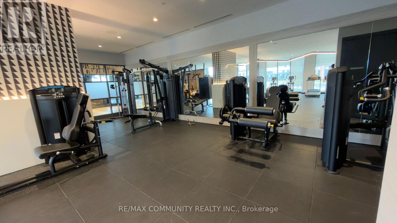 2545 Simcoe Street N, Oshawa, Ontario  L1L 0W3 - Photo 5 - E13044320