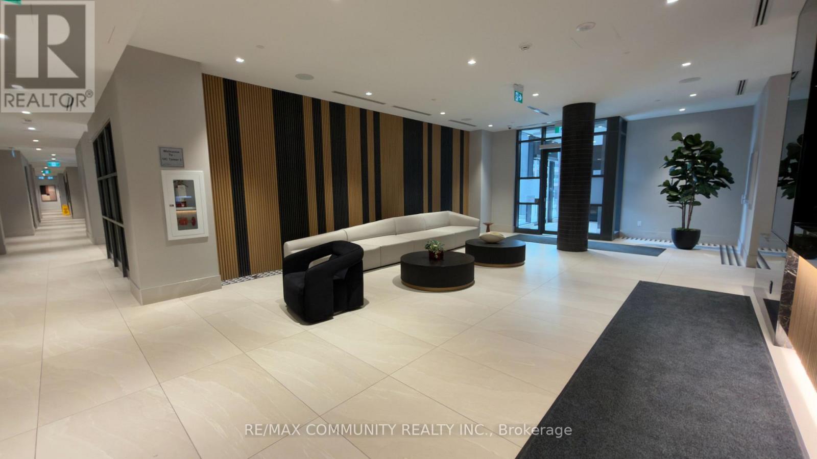 2545 Simcoe Street N, Oshawa, Ontario  L1L 0W3 - Photo 2 - E13044320