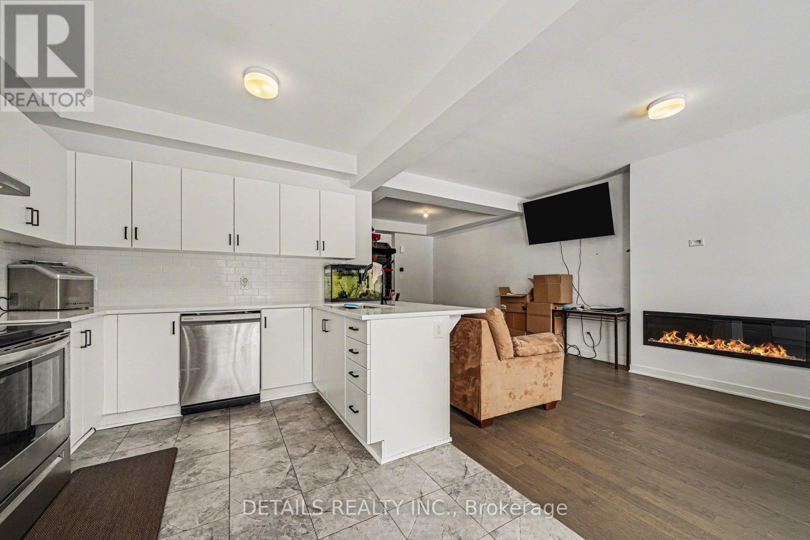 614 Fenwick Way, Ottawa, Ontario  K2J 7E5 - Photo 2 - X12803050