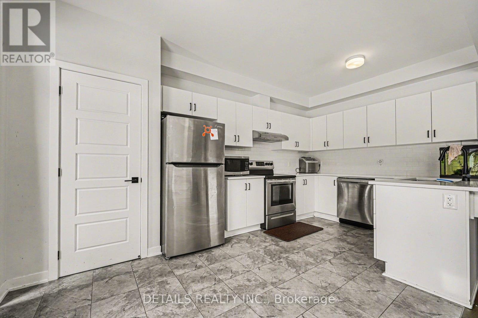 614 Fenwick Way, Ottawa, Ontario  K2J 7E5 - Photo 3 - X12803050