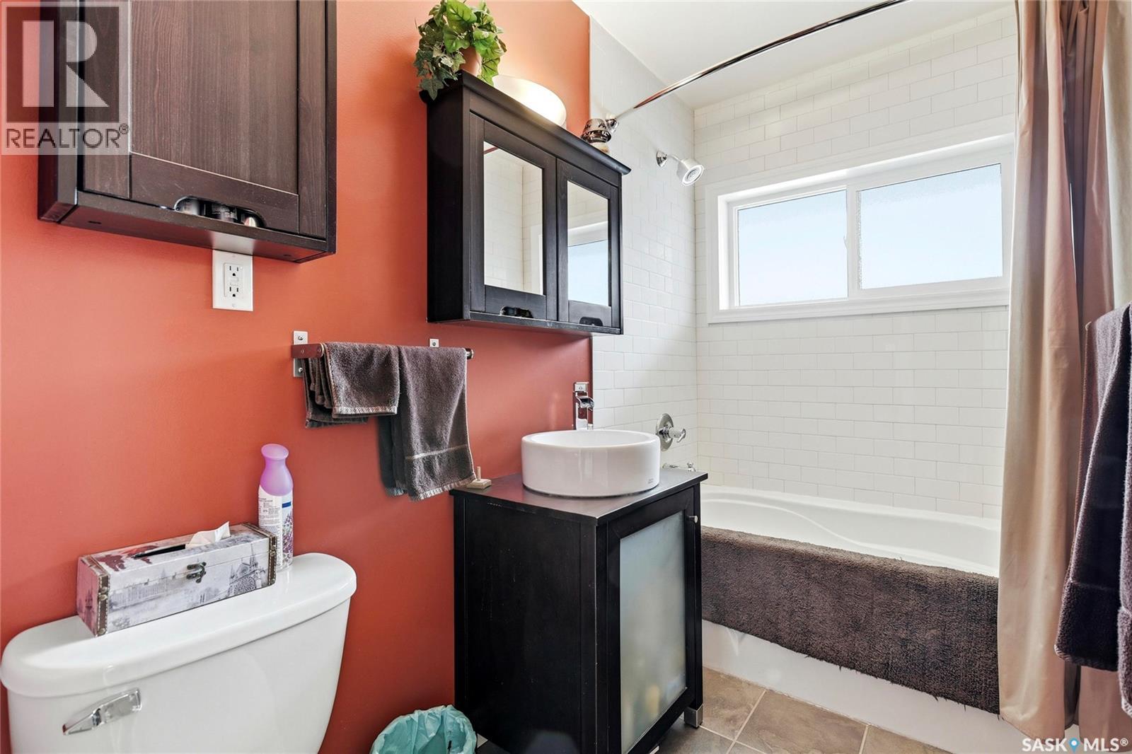 3360 Rae Street, Regina, Saskatchewan  S4S 1S4 - Photo 12 - SK033947