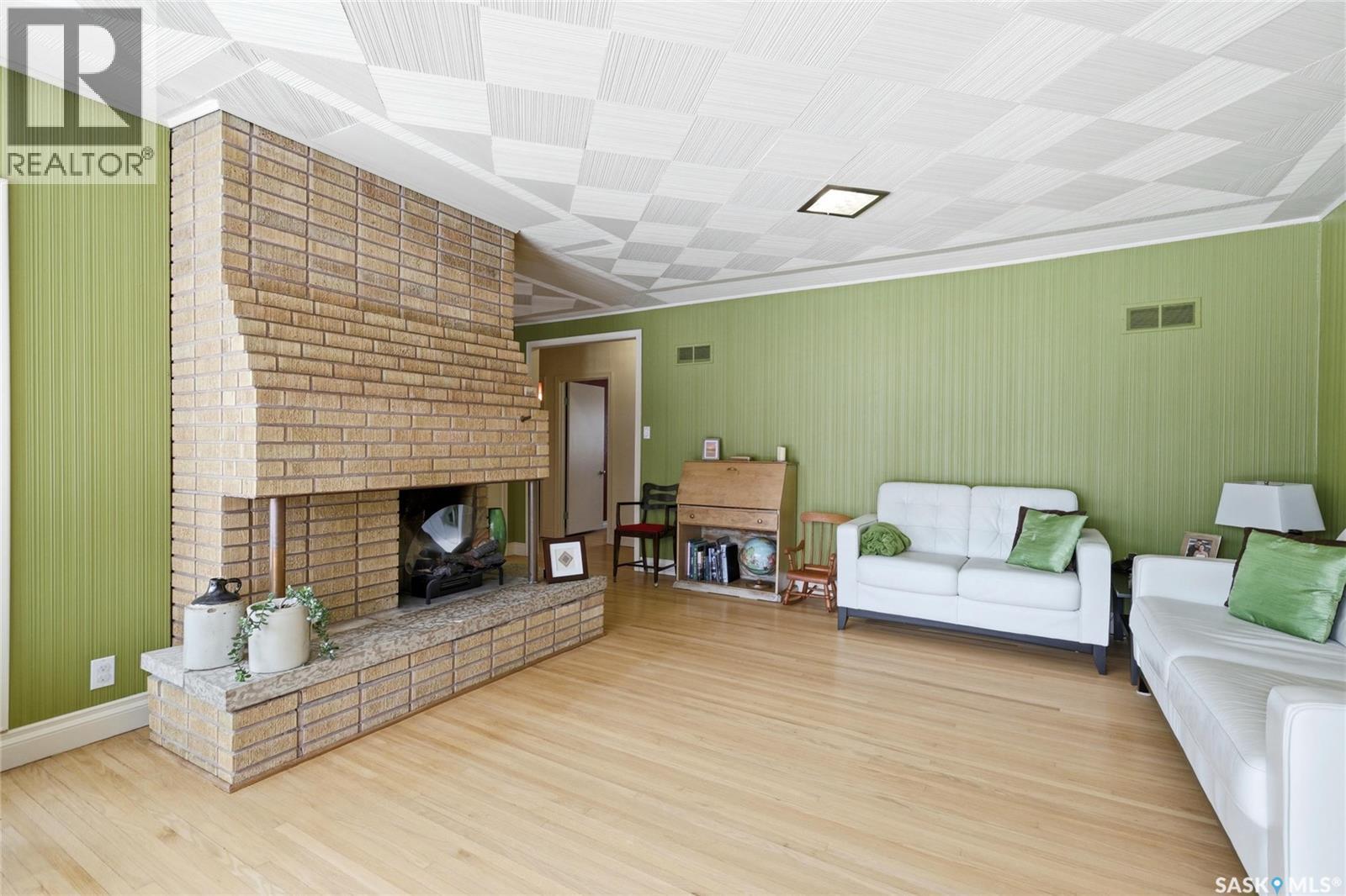 3360 Rae Street, Regina, Saskatchewan  S4S 1S4 - Photo 8 - SK033947