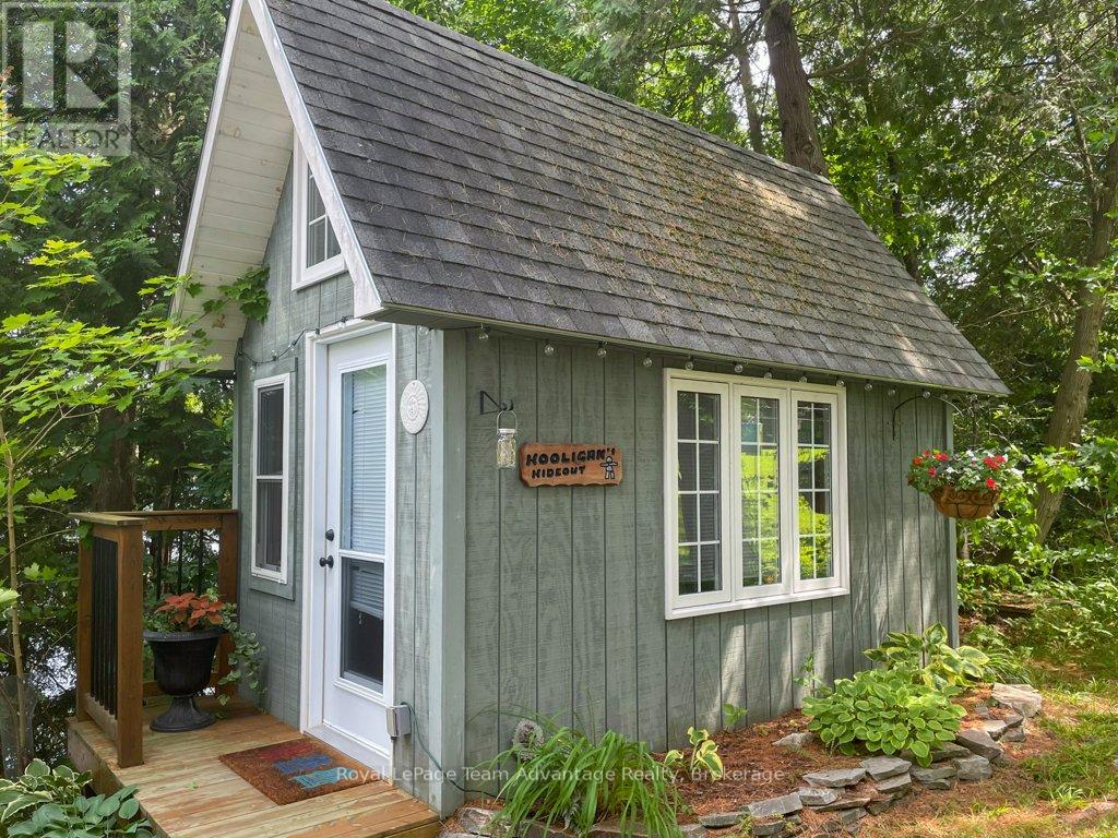 10a Jordan Lane, Seguin, Ontario  P2A 0B2 - Photo 5 - X12916356