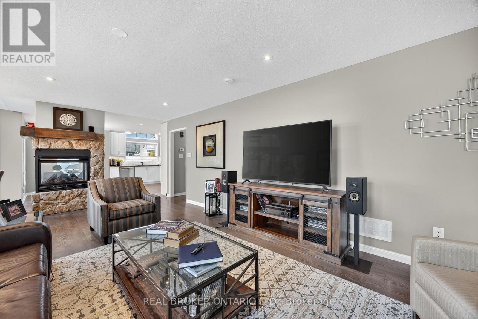 17 Mulligan Lane, Georgian Bay, Ontario  L0K 1S0 - Photo 5 - X13044382