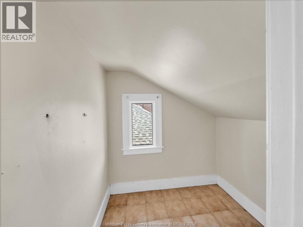 1077 Moy Avenue, Windsor, Ontario  N9A 2P2 - Photo 15 - 26009184