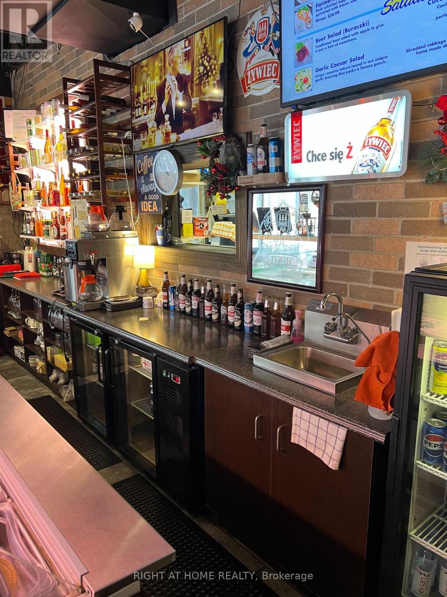 543 Speedvale Avenue E, Guelph, Ontario  N1E 1P7 - Photo 9 - X12719500