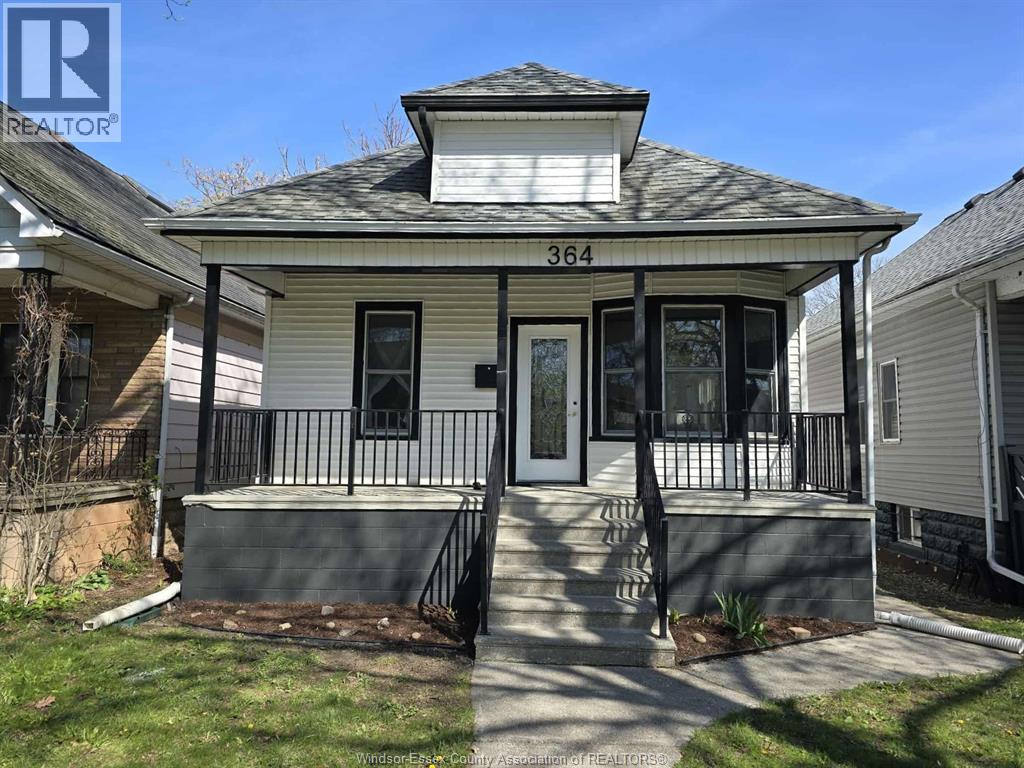 364 CLINTON STREET, Windsor, Ontario