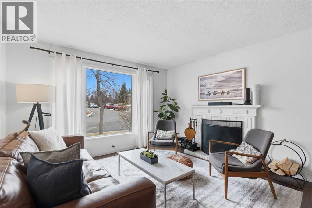 12019 Canfield Green SW, Calgary, Alberta  T2W 1V3 - Photo 2 - A2304400