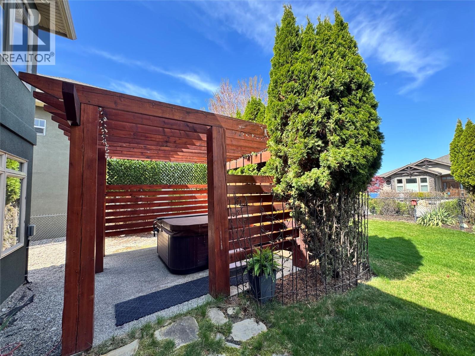 742 Crozier Avenue, Kelowna, British Columbia  V1W 5H4 - Photo 54 - 10378785