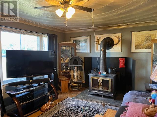 24909 Queens Line, West Elgin, Ontario  N0L 2P0 - Photo 12 - X13041916