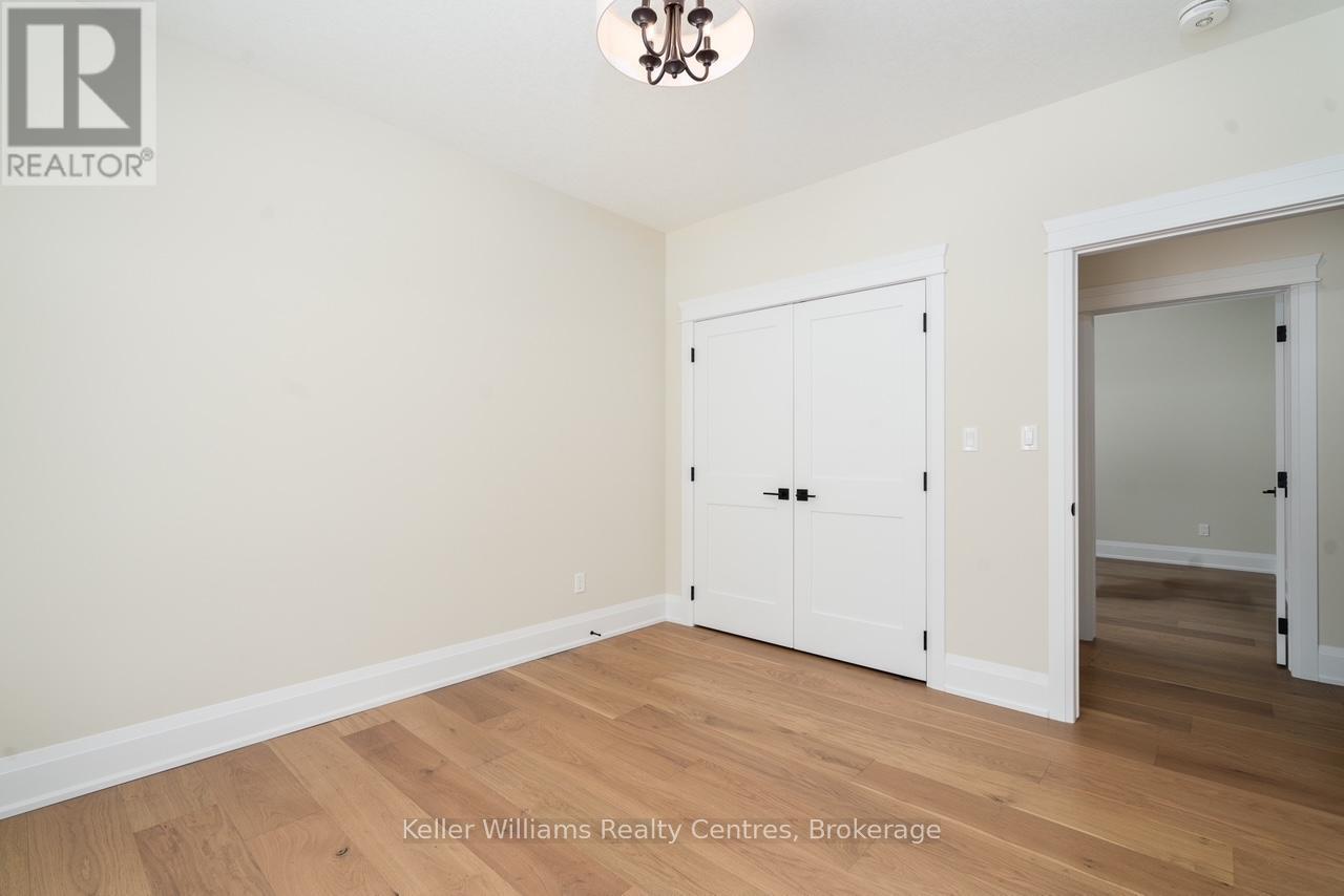 776 20th Street, Hanover, Ontario  N4N 0C5 - Photo 33 - X13044406