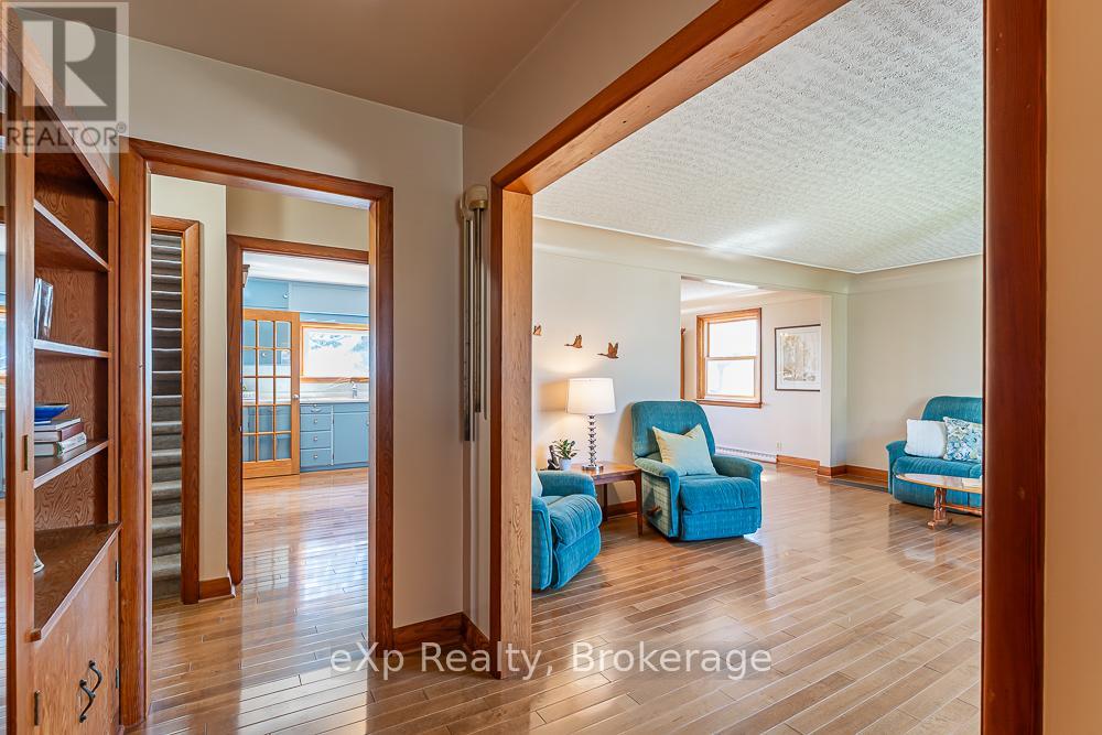 673 Gould Street, South Bruce Peninsula, Ontario  N0H 2T0 - Photo 7 - X13044432