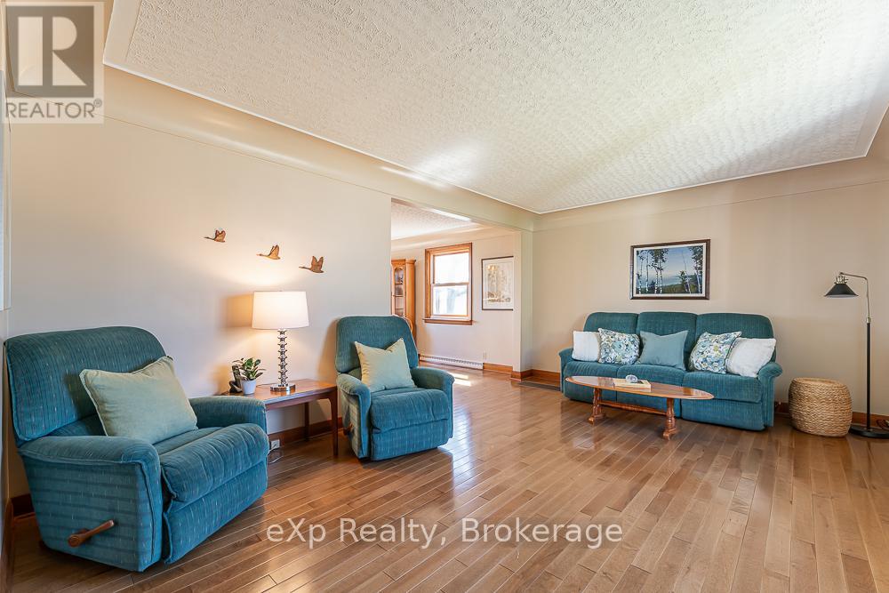 673 Gould Street, South Bruce Peninsula, Ontario  N0H 2T0 - Photo 8 - X13044432