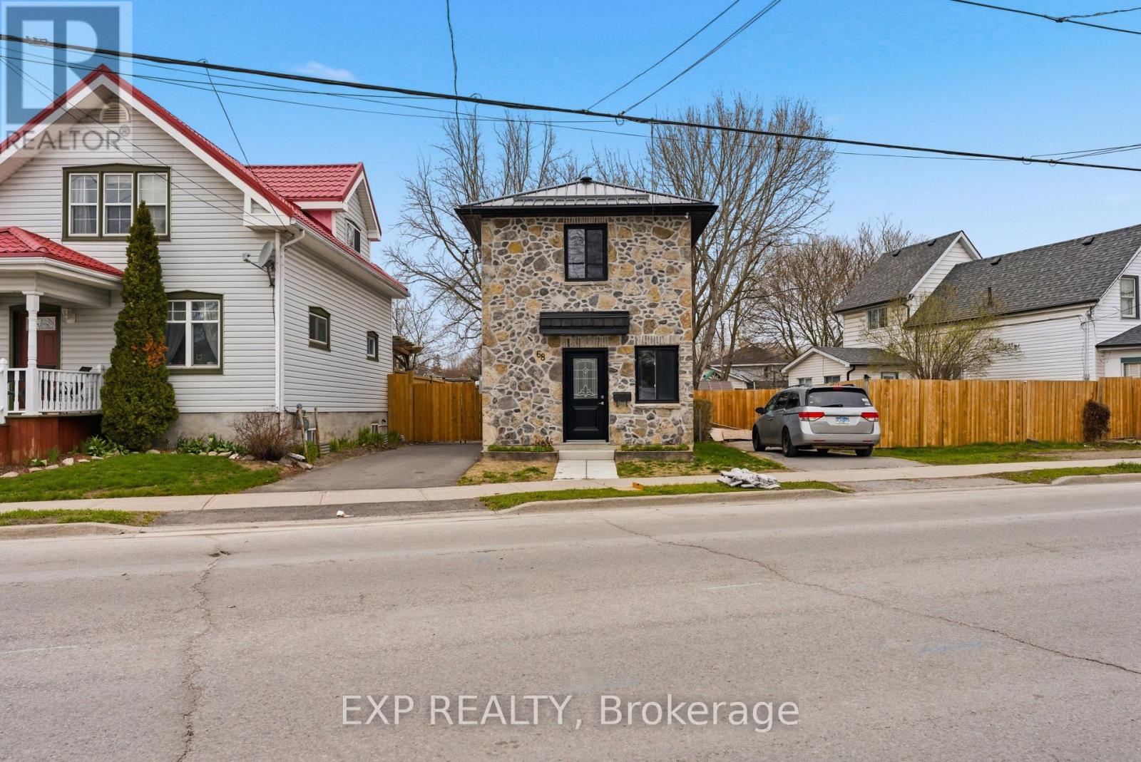 68 Moira Street E, Belleville, Ontario  K8P 2S2 - Photo 2 - X13044472