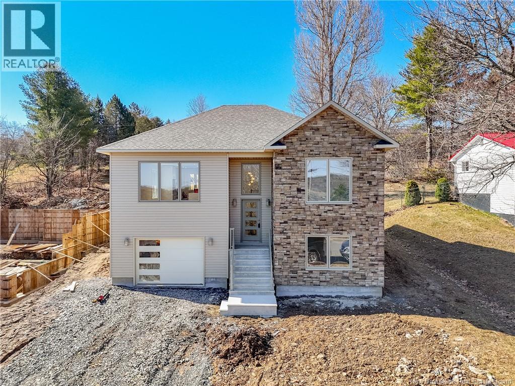 <h3>$728,000</h3><p>16 Mayflower Street, Fredericton, New Brunswick</p>