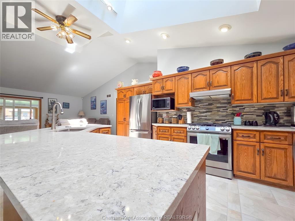 93 Gregory Drive, Chatham, Ontario  N7L 0C9 - Photo 10 - 26008542