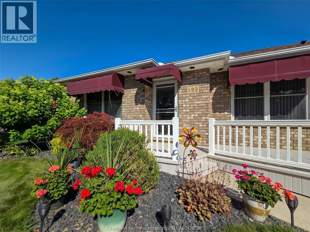 93 Gregory Drive, Chatham, Ontario  N7L 0C9 - Photo 2 - 26008542