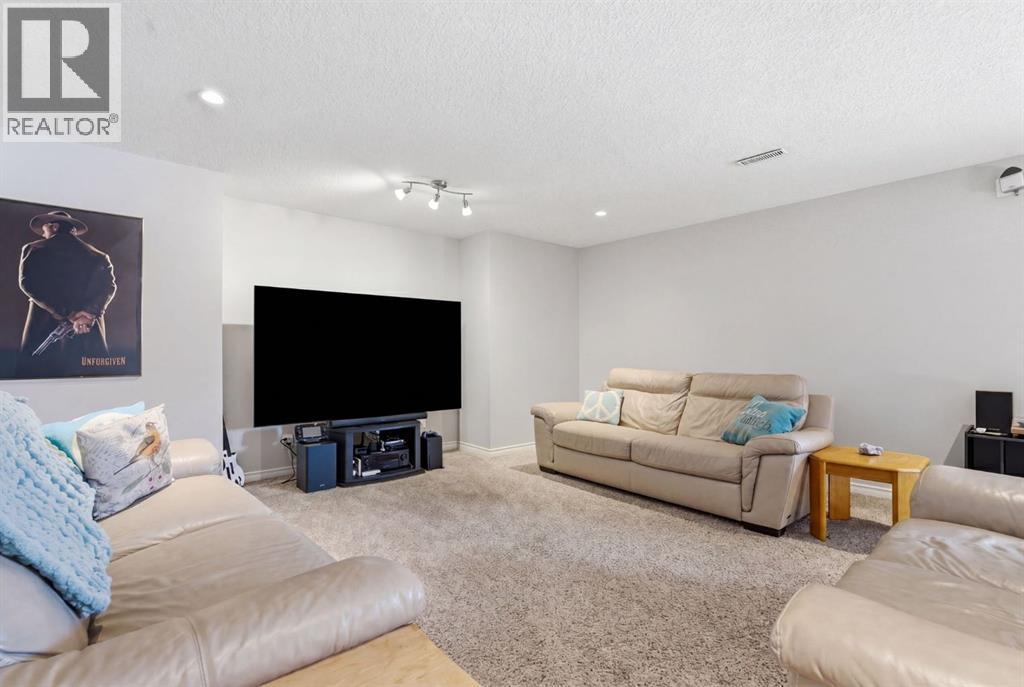 12 Crystal Shores Place, Okotoks, Alberta  T1S 2G3 - Photo 35 - A2302441