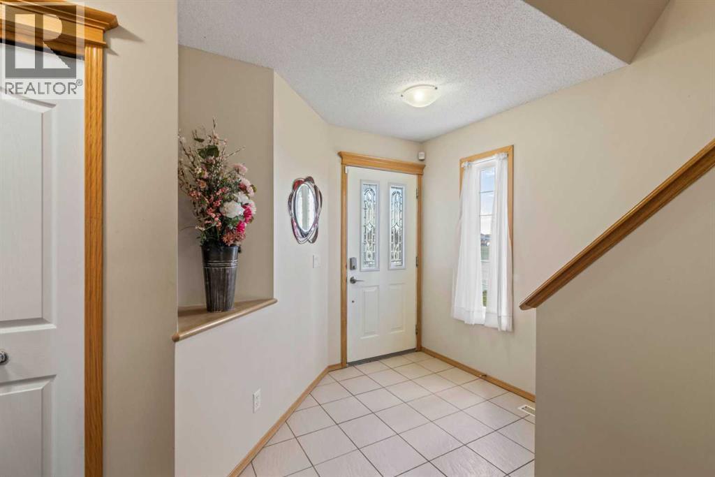 10 Taralea Bay Ne, Calgary, Alberta  T3J 5H1 - Photo 6 - A2303343