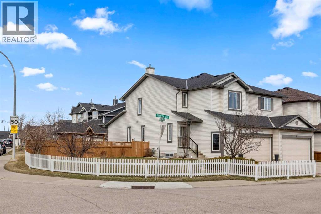 10 Taralea Bay Ne, Calgary, Alberta  T3J 5H1 - Photo 3 - A2303343