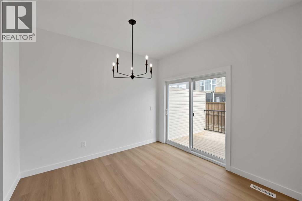 82 Heritage Circle, Cochrane, Alberta  T4C 3G9 - Photo 13 - A2304448