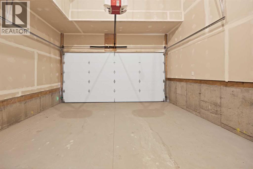 82 Heritage Circle, Cochrane, Alberta  T4C 3G9 - Photo 38 - A2304448