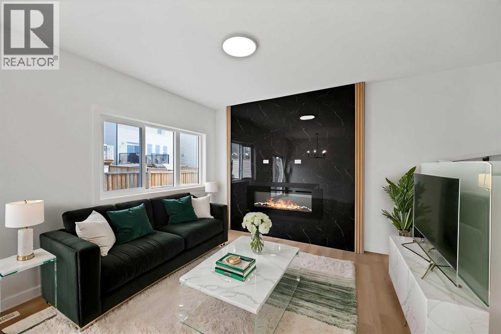 82 Heritage Circle, Cochrane, Alberta  T4C 3G9 - Photo 30 - A2304448