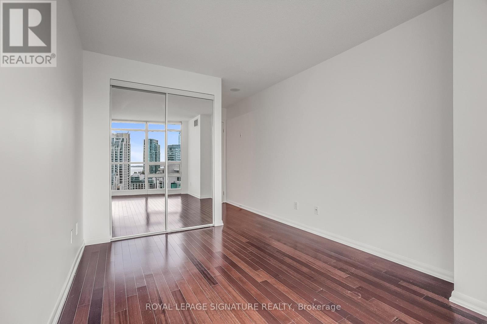 1903 - 219 Fort York Boulevard, Toronto, Ontario  M5V 1B1 - Photo 13 - C13044394