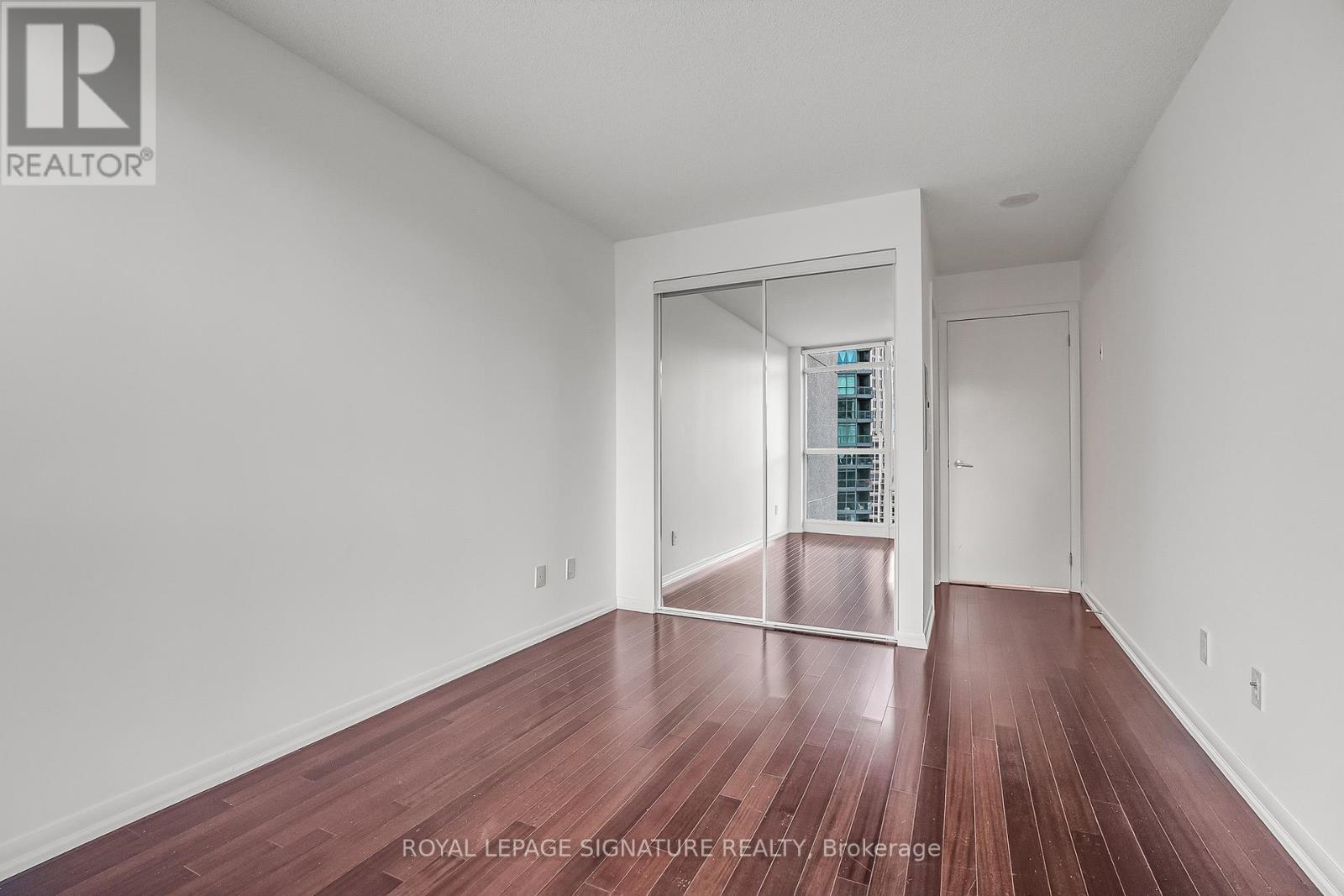 1903 - 219 Fort York Boulevard, Toronto, Ontario  M5V 1B1 - Photo 14 - C13044394