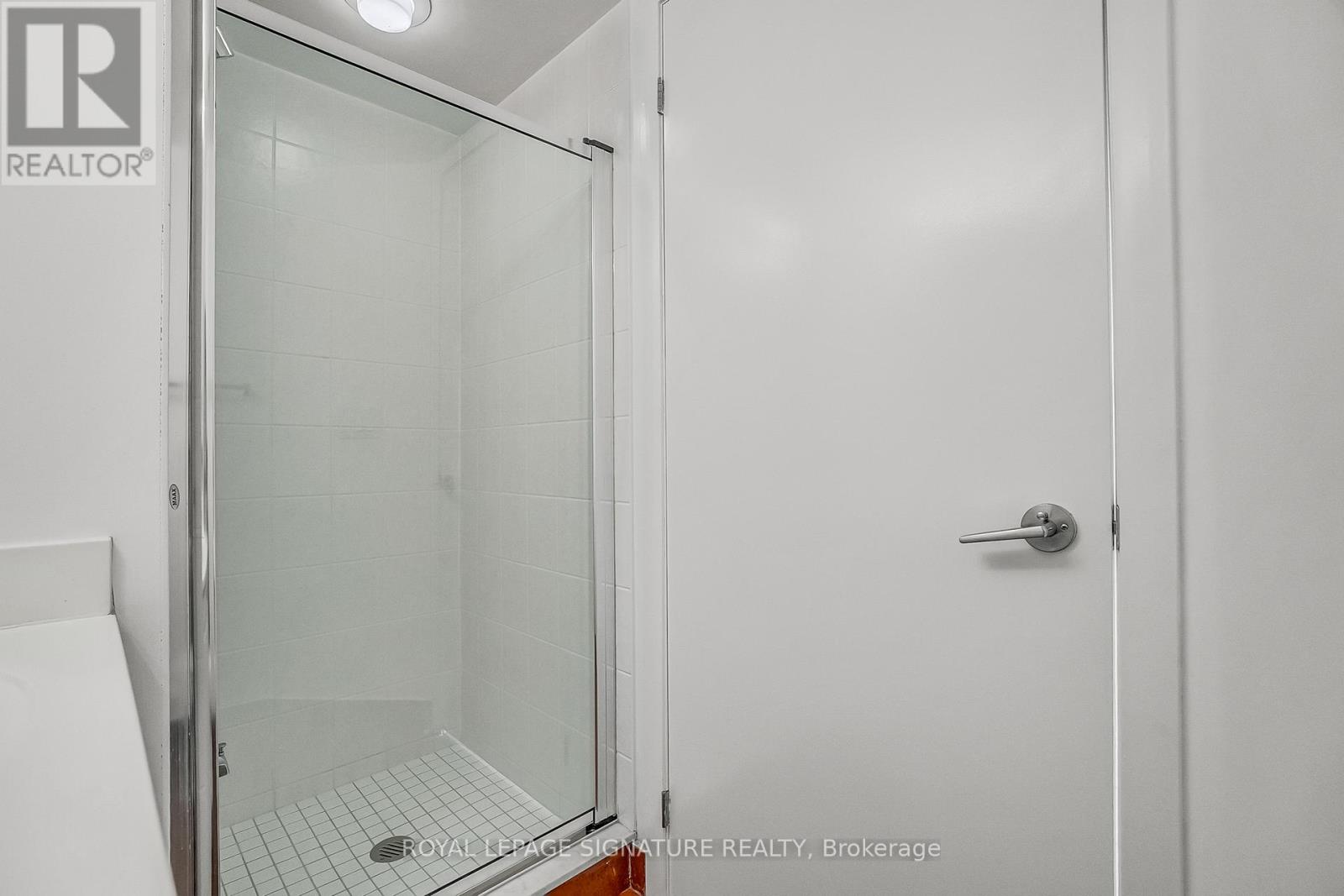 1903 - 219 Fort York Boulevard, Toronto, Ontario  M5V 1B1 - Photo 19 - C13044394