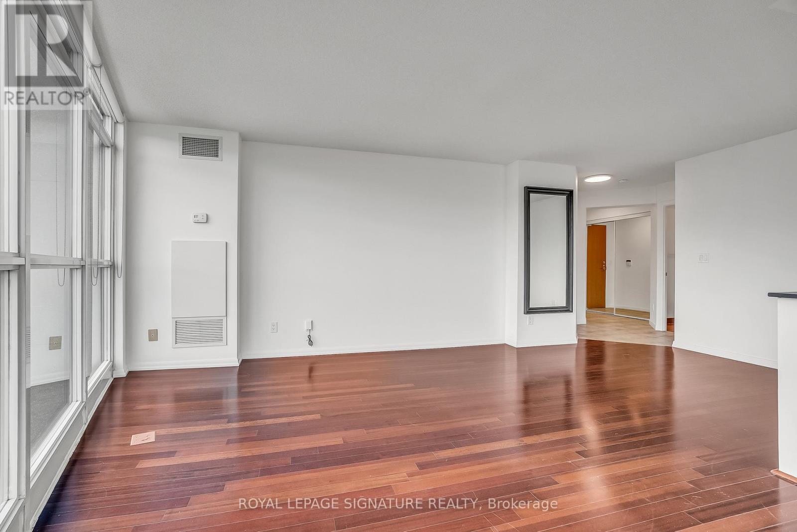 1903 - 219 Fort York Boulevard, Toronto, Ontario  M5V 1B1 - Photo 2 - C13044394