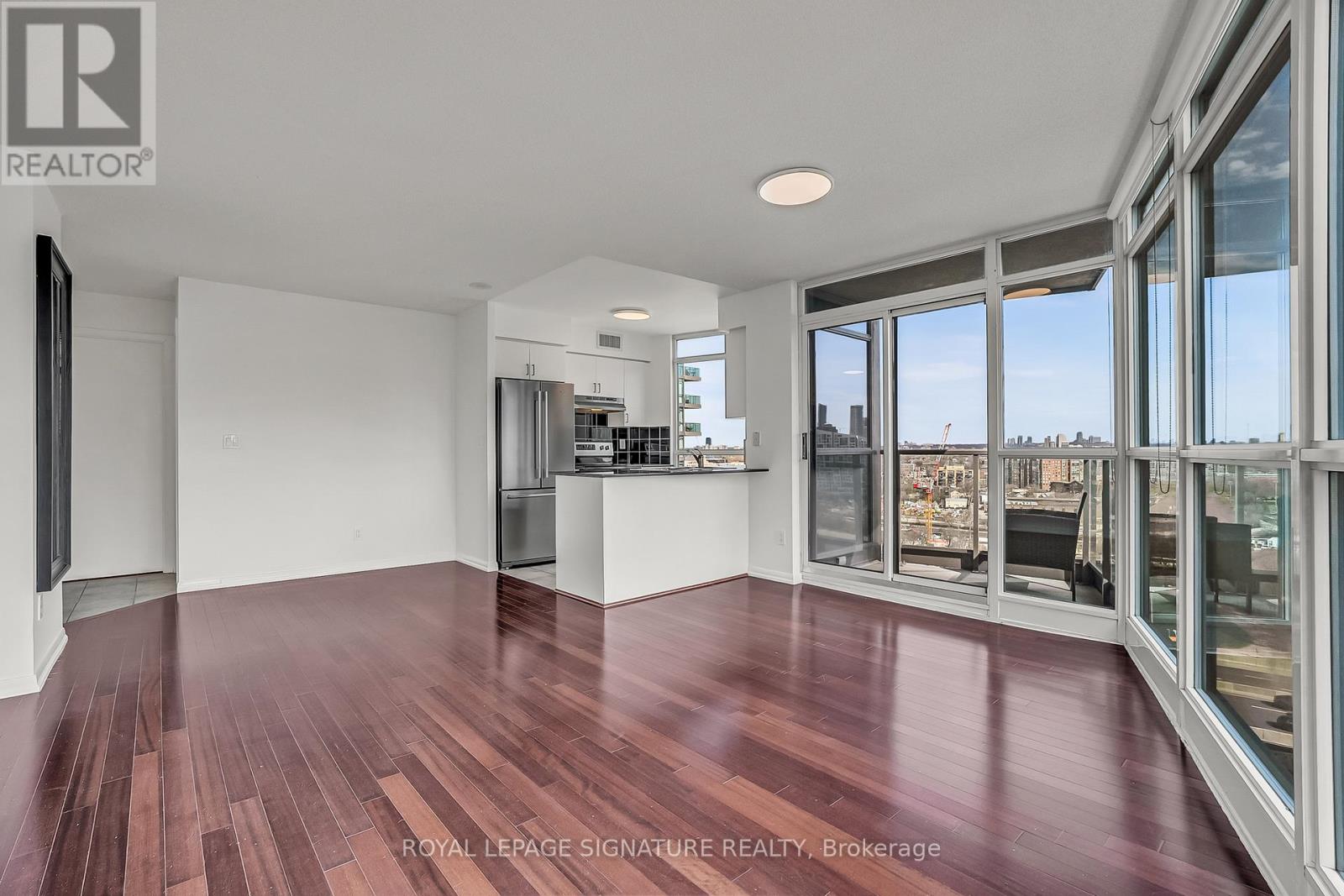 1903 - 219 Fort York Boulevard, Toronto, Ontario  M5V 1B1 - Photo 5 - C13044394