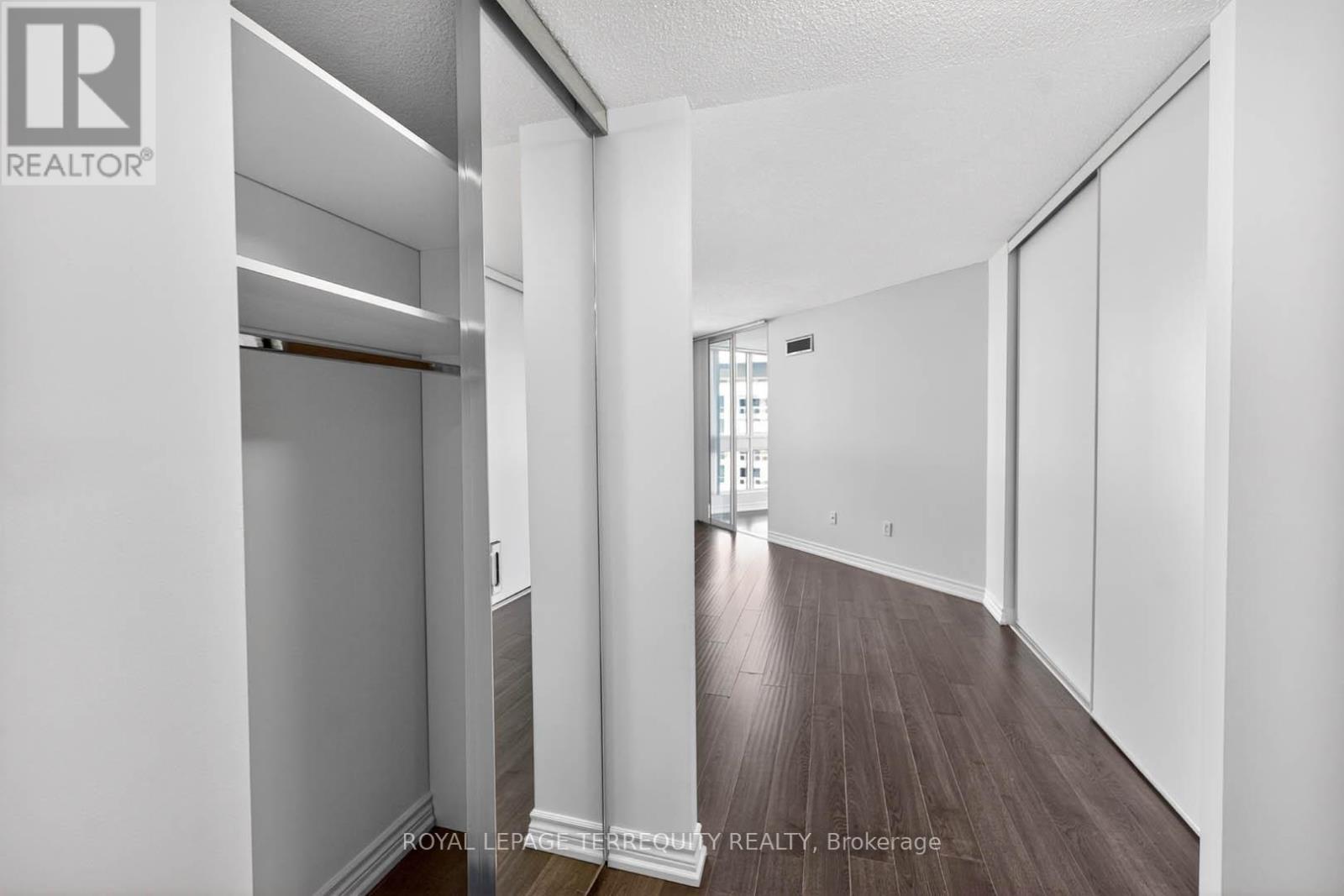 1805 - 10 Kenneth Avenue, Toronto, Ontario  M2N 6K6 - Photo 22 - C13044428