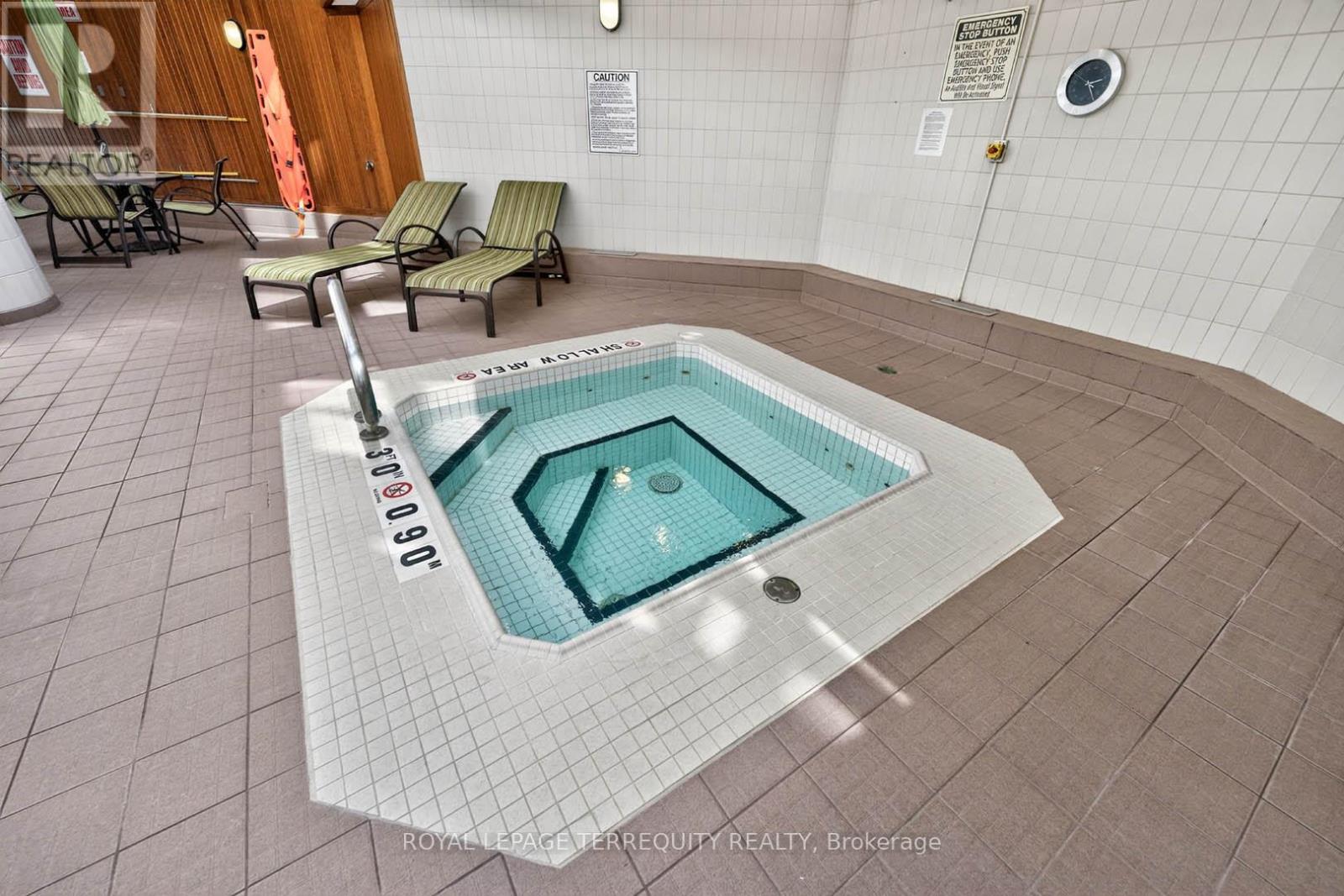 1805 - 10 Kenneth Avenue, Toronto, Ontario  M2N 6K6 - Photo 38 - C13044428