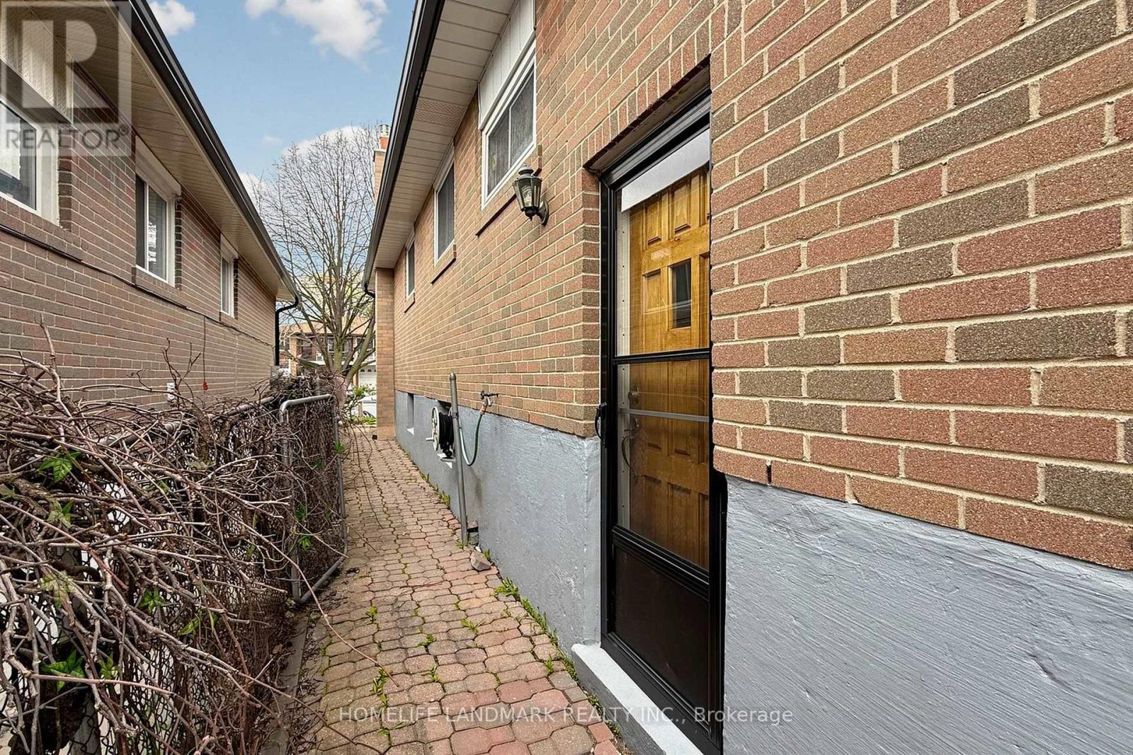 49 Glenstroke Drive, Toronto, Ontario  M1S 3A1 - Photo 49 - E13044442