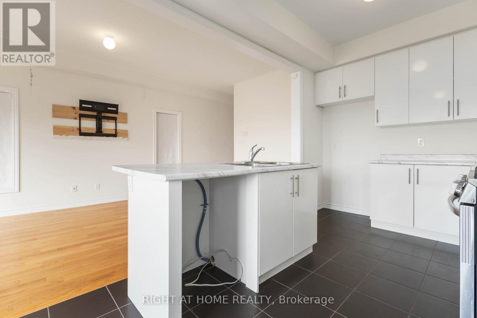 1111 Skyridge Boulevard, Pickering, Ontario  L1X 0M8 - Photo 15 - E13044458