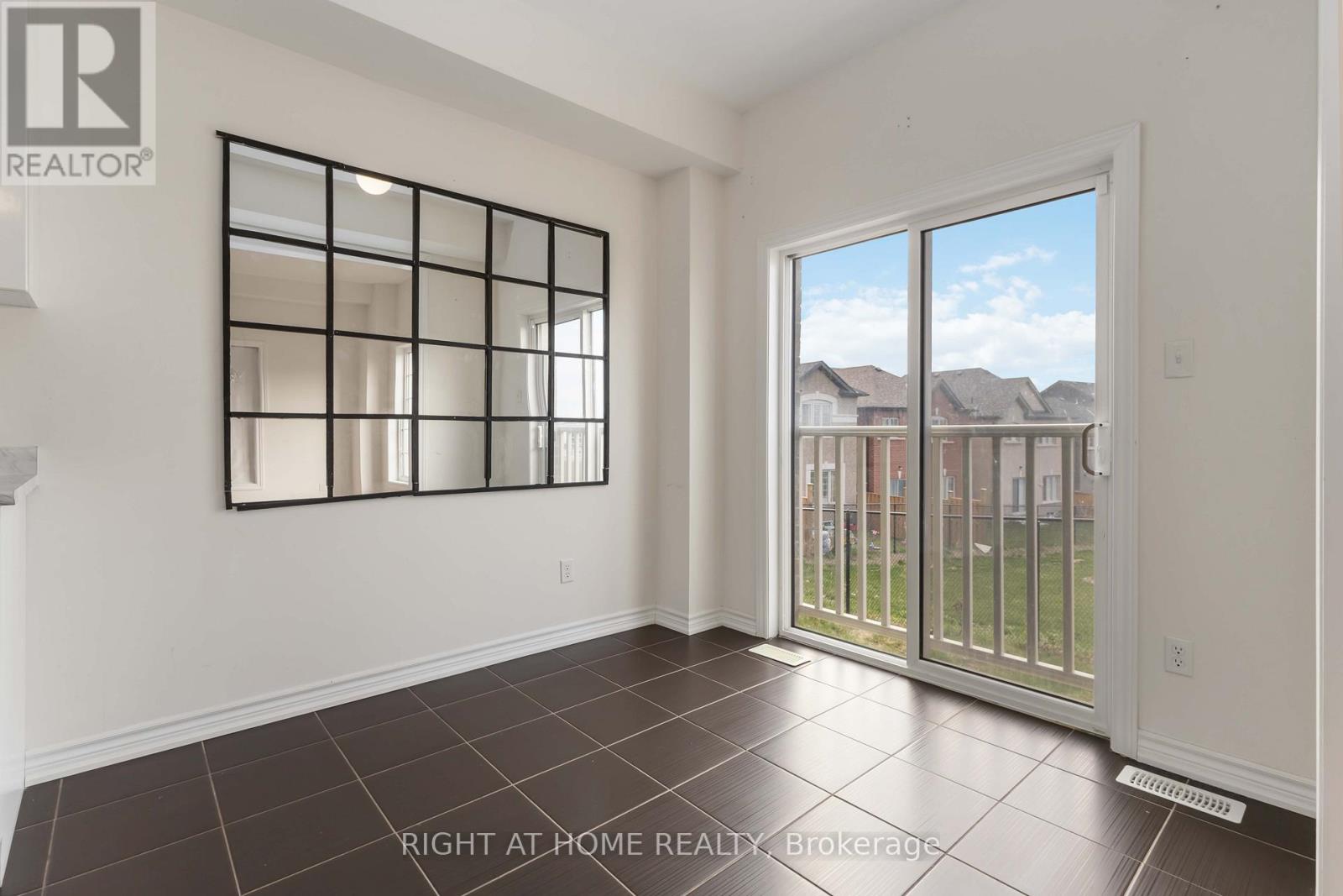 1111 Skyridge Boulevard, Pickering, Ontario  L1X 0M8 - Photo 17 - E13044458