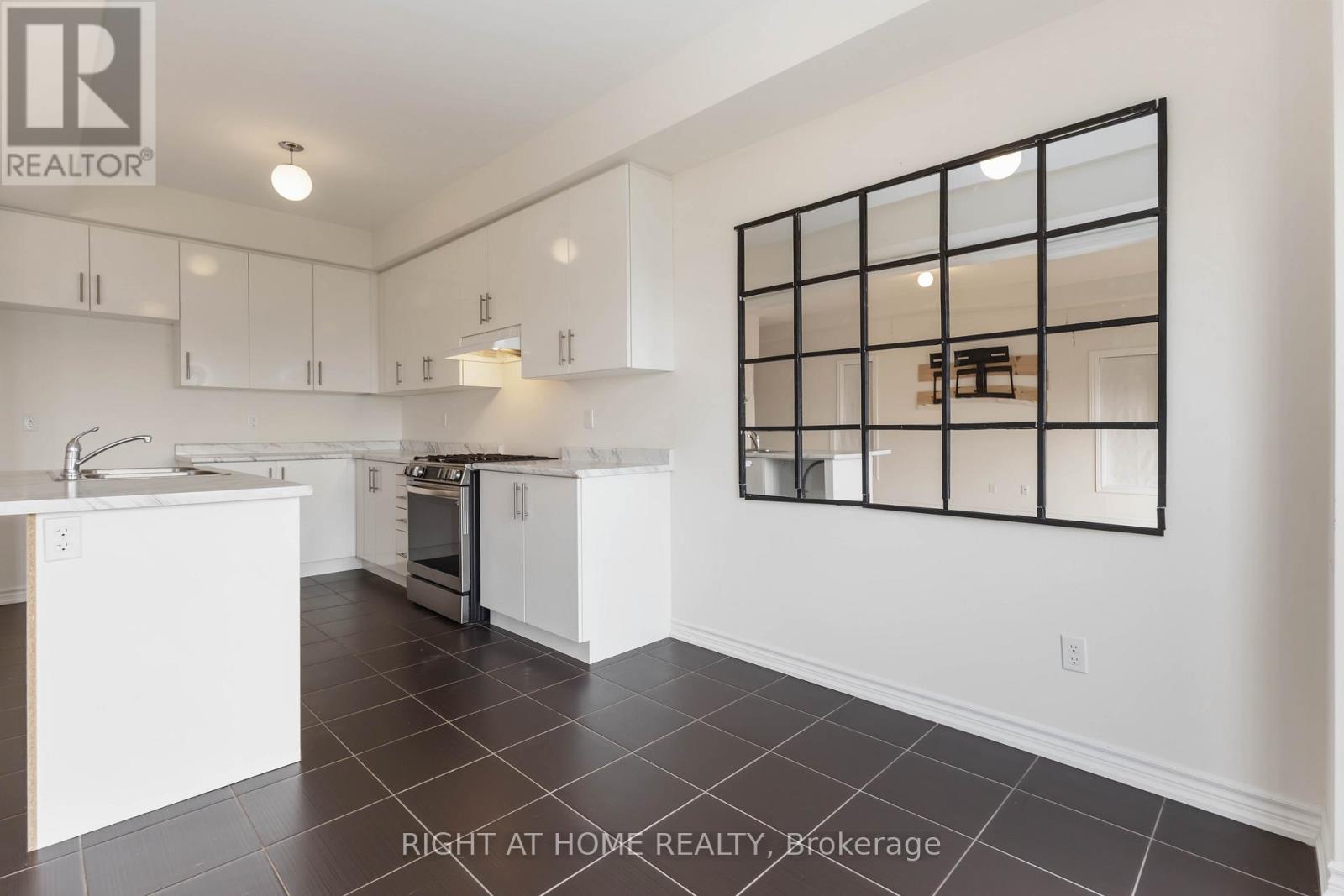 1111 Skyridge Boulevard, Pickering, Ontario  L1X 0M8 - Photo 19 - E13044458