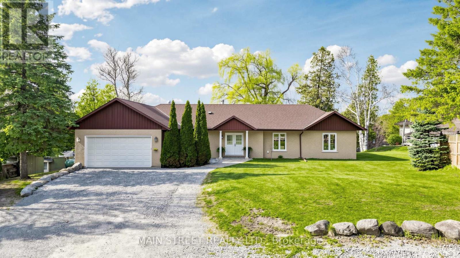 2A HARRISON DRIVE, Uxbridge, Ontario