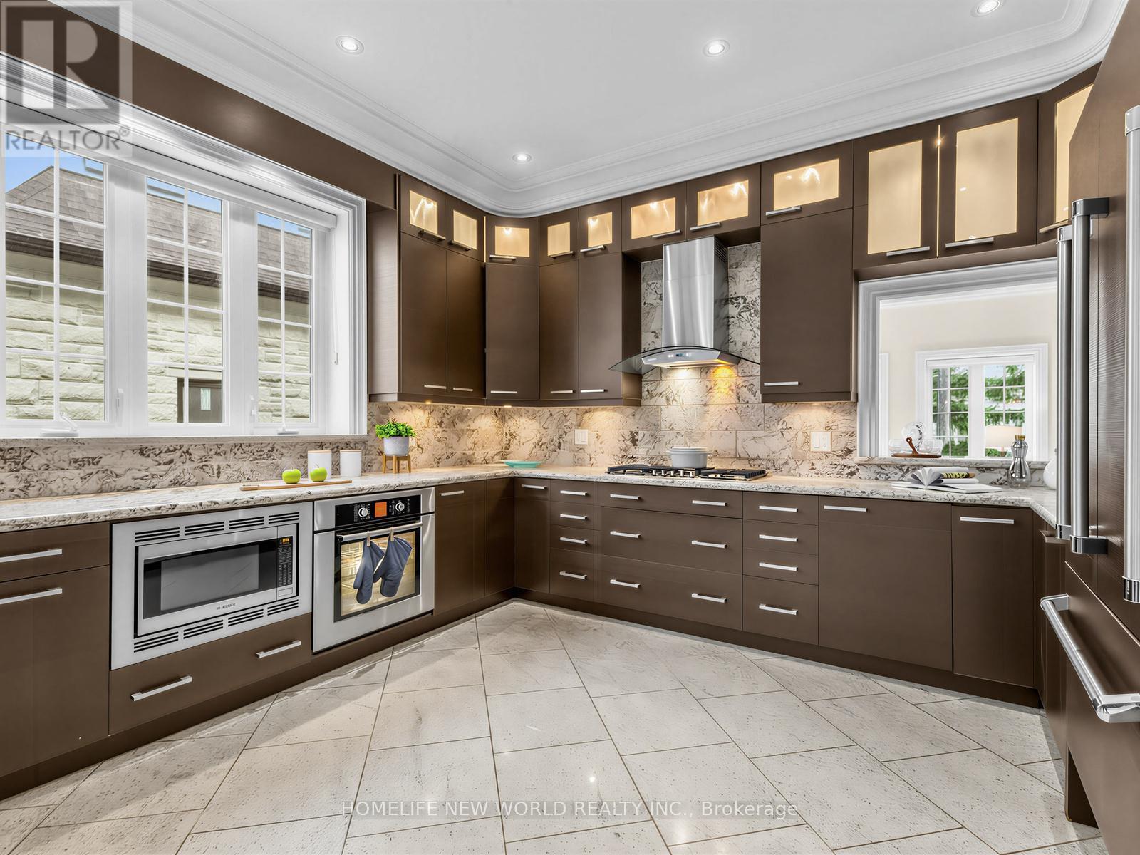 5 Oakcrest Avenue, Markham, Ontario  L3R 2B7 - Photo 12 - N13040718