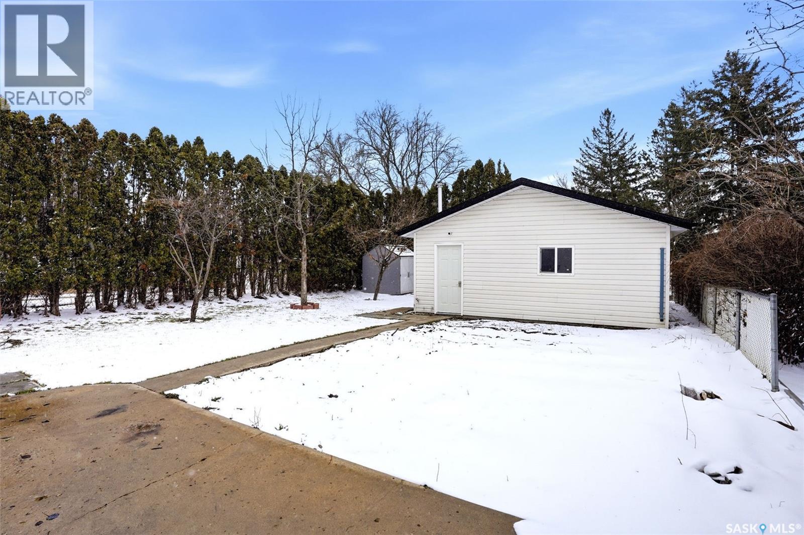 34 Dewar Bay, Regina, Saskatchewan  S4R 5W4 - Photo 39 - SK033850