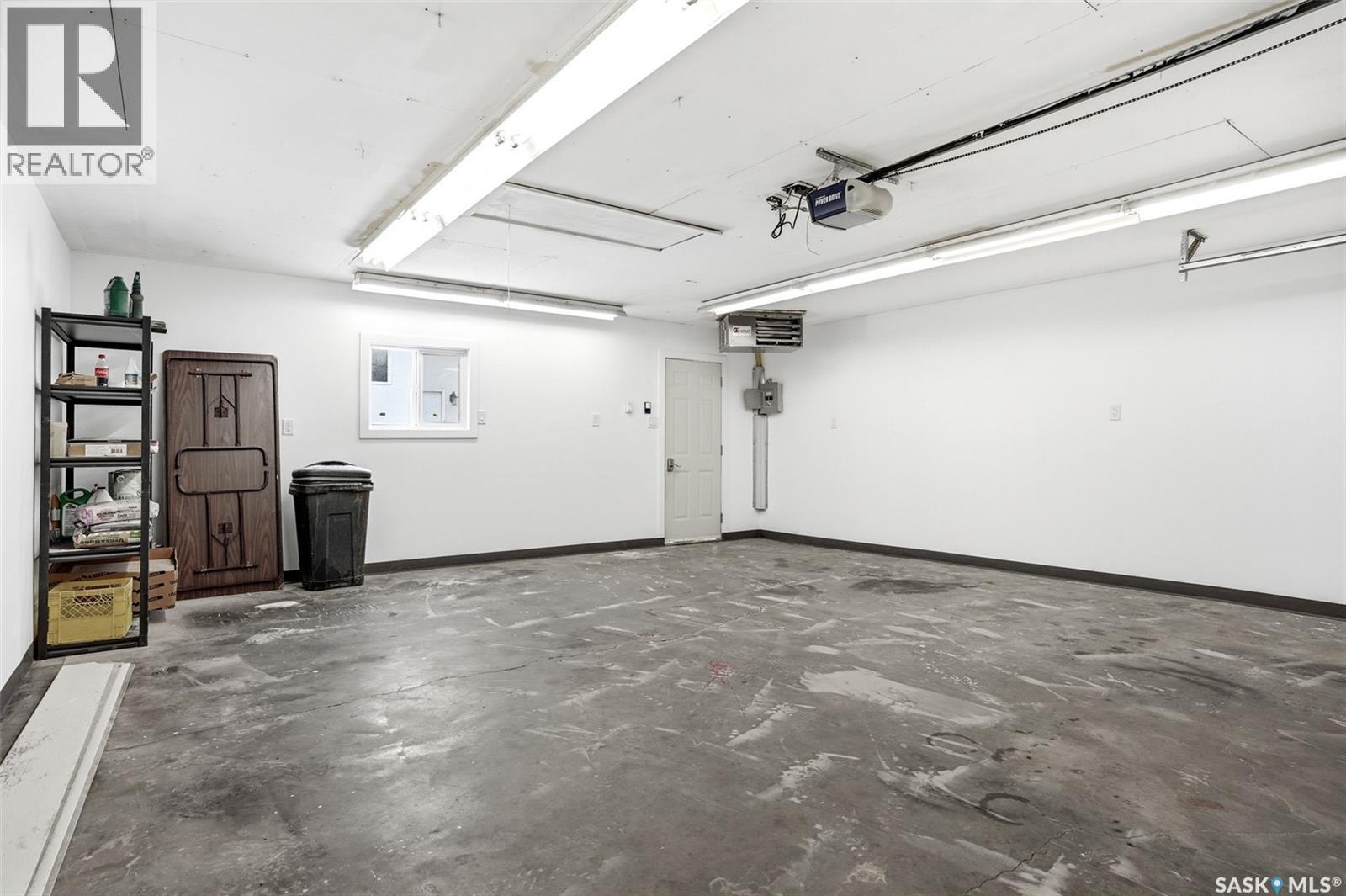 34 Dewar Bay, Regina, Saskatchewan  S4R 5W4 - Photo 43 - SK033850