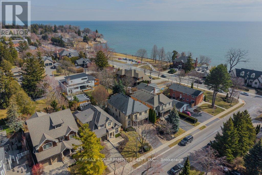 195 Pomona Avenue, Burlington, Ontario  L7N 1S9 - Photo 47 - W12913418