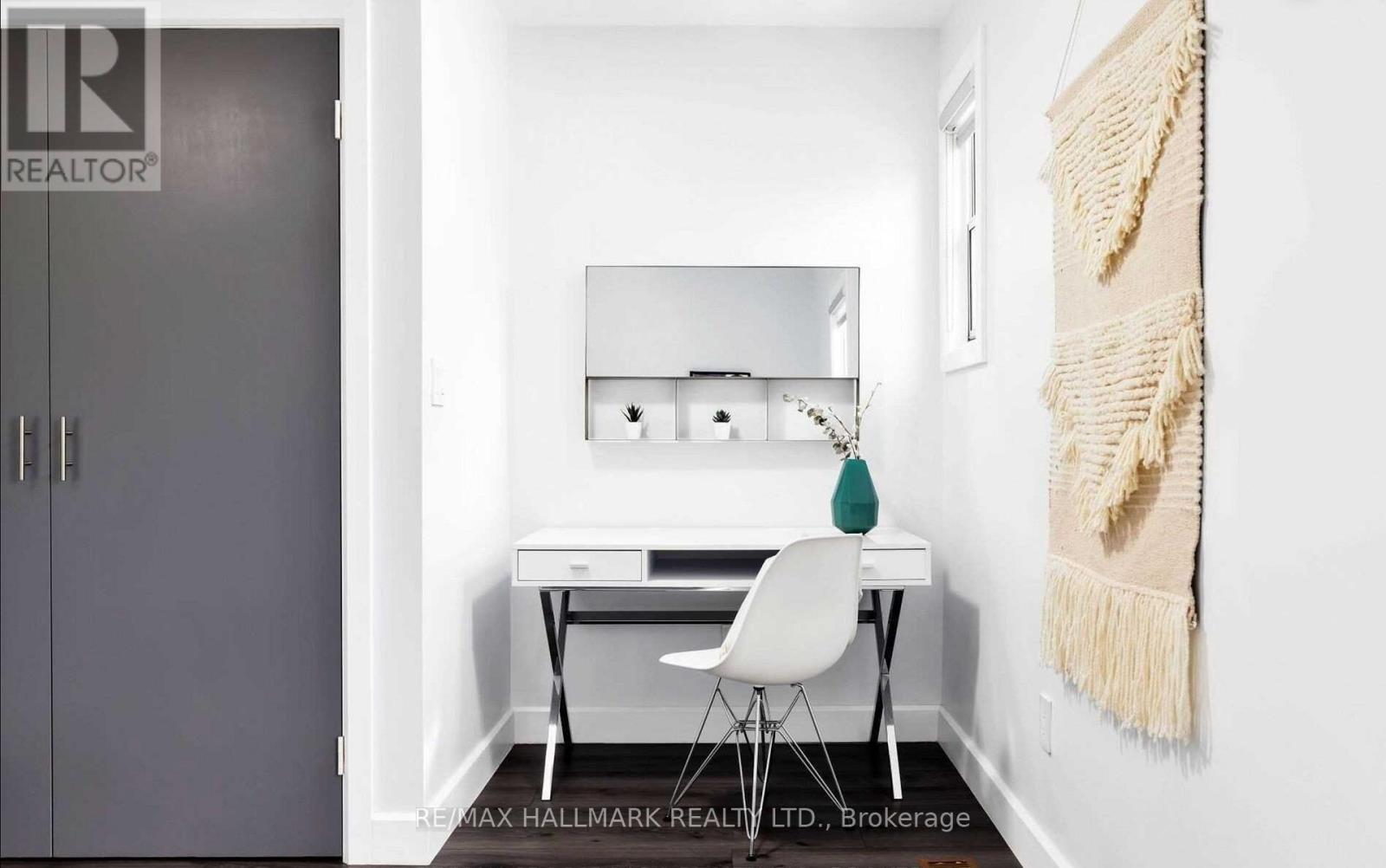 16 Brock Avenue, Toronto, Ontario  M6K 2K8 - Photo 11 - W13044398