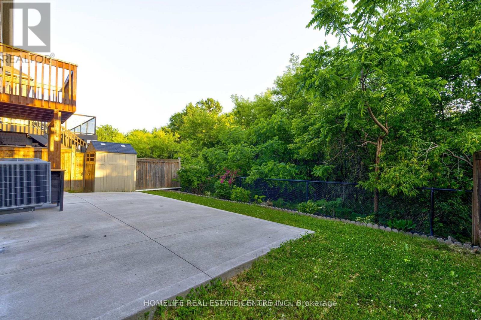 42 Arrowpoint Drive, Brampton, Ontario  L6Y 0Y8 - Photo 15 - W13044482