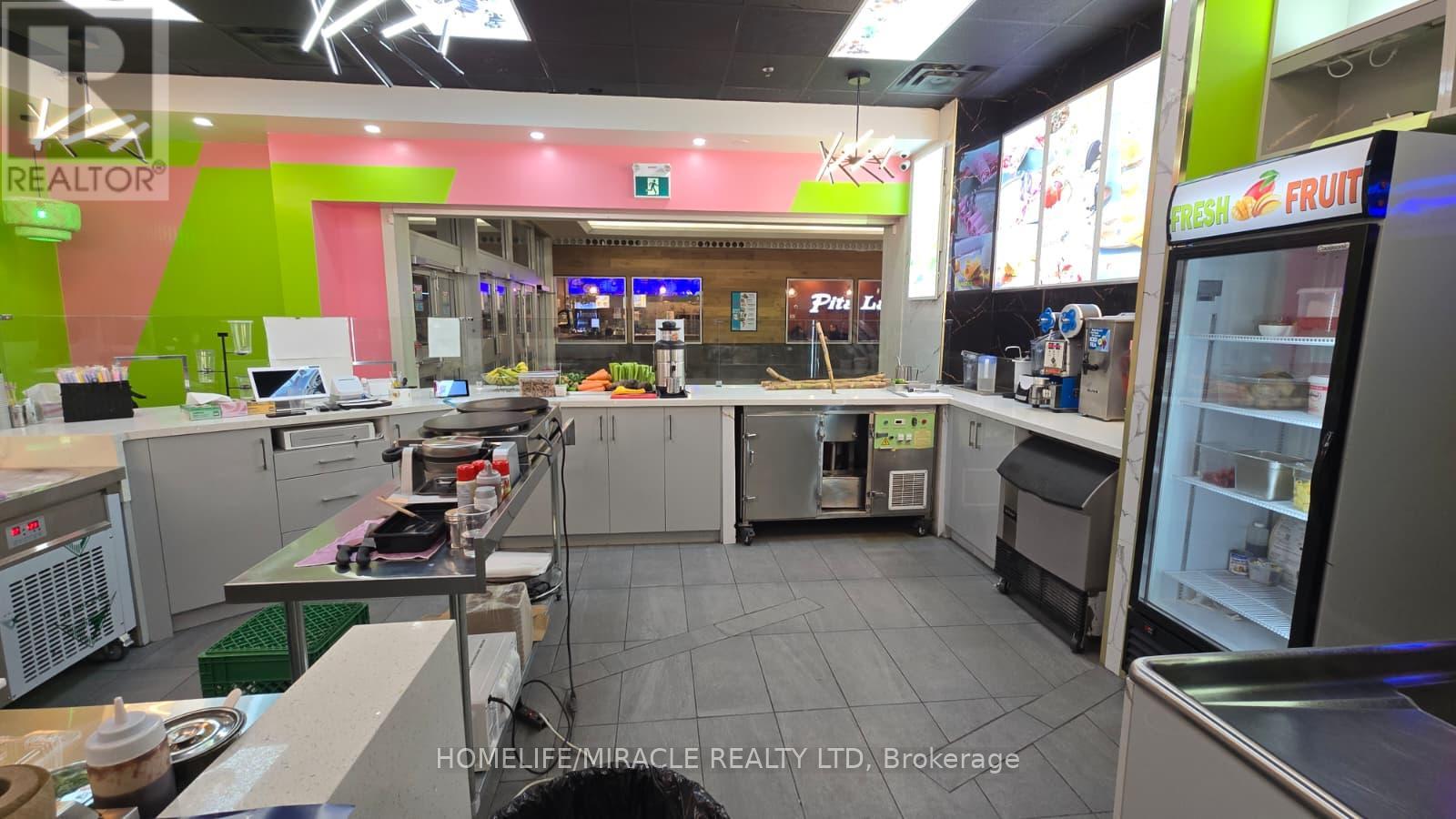 H2 - 2150 Burnhamthorpe Road, Mississauga, Ontario  L5L 3A2 - Photo 11 - W13044504