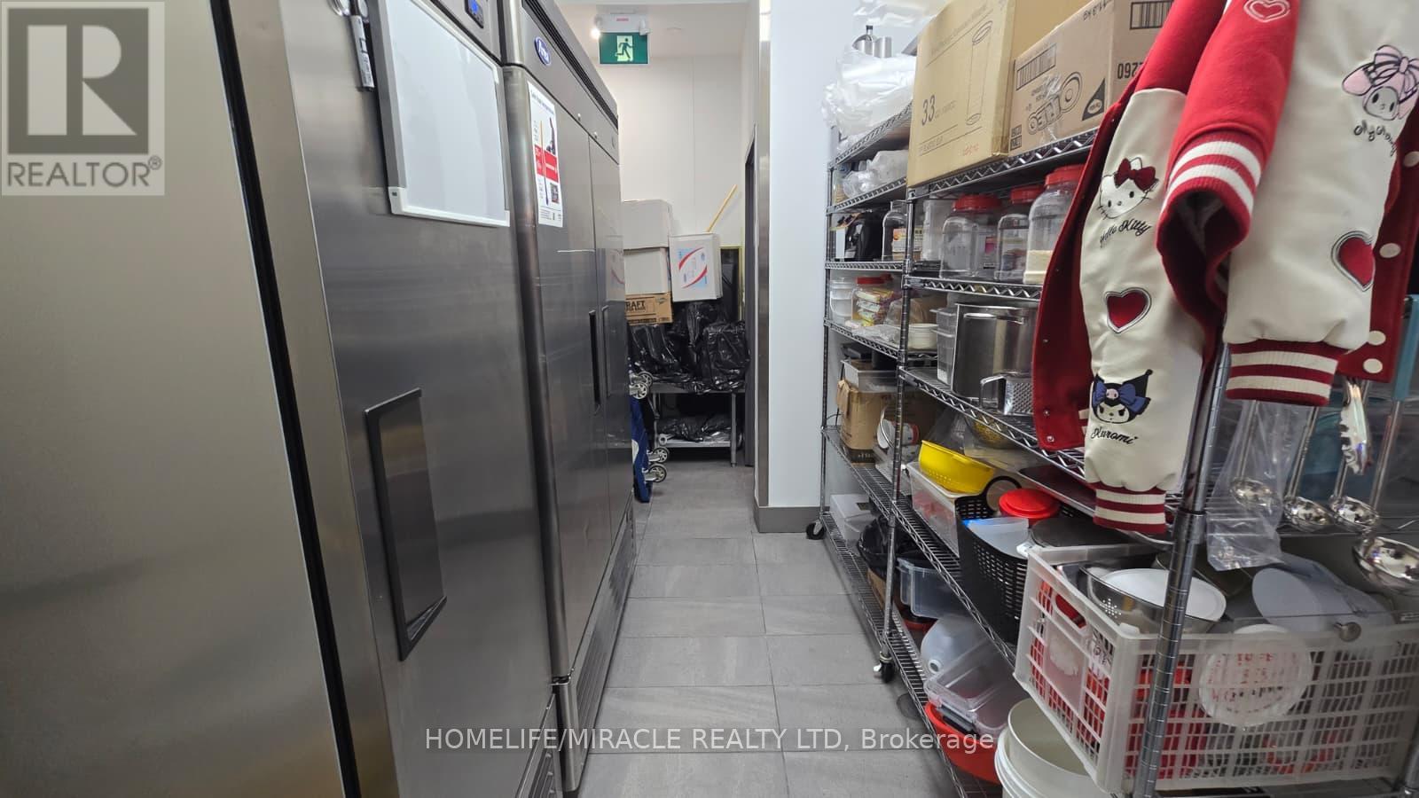 H2 - 2150 Burnhamthorpe Road, Mississauga, Ontario  L5L 3A2 - Photo 25 - W13044504