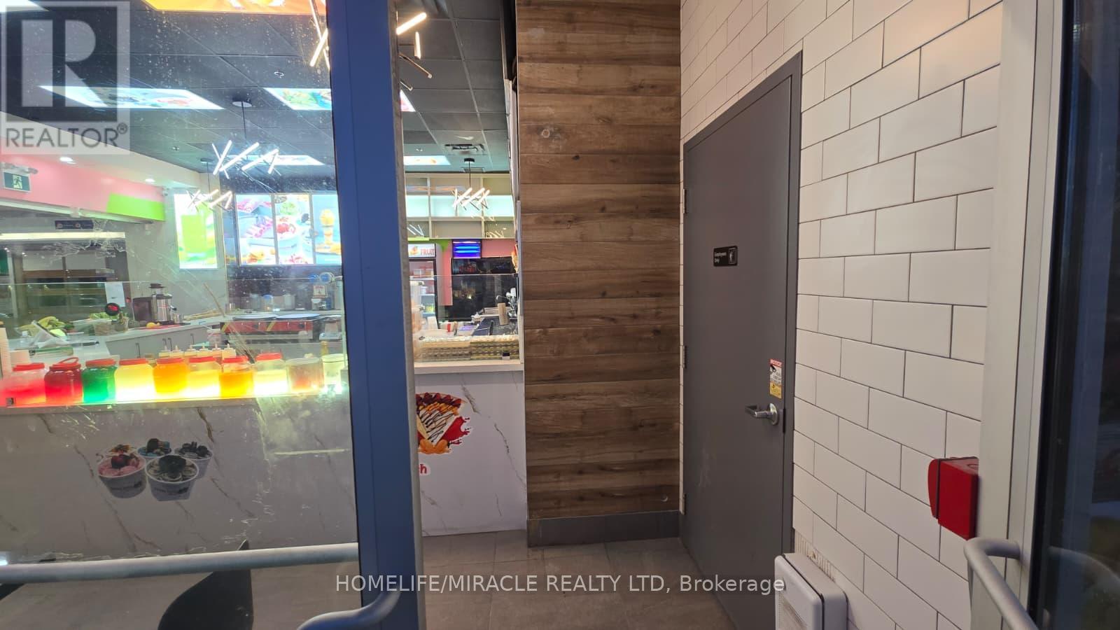 H2 - 2150 Burnhamthorpe Road, Mississauga, Ontario  L5L 3A2 - Photo 6 - W13044504